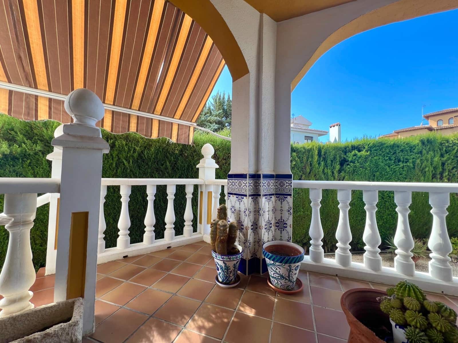 4 slaapkamer Villa te koop in Otura met zwembad garage - € 349.900 (Ref: 10171975)