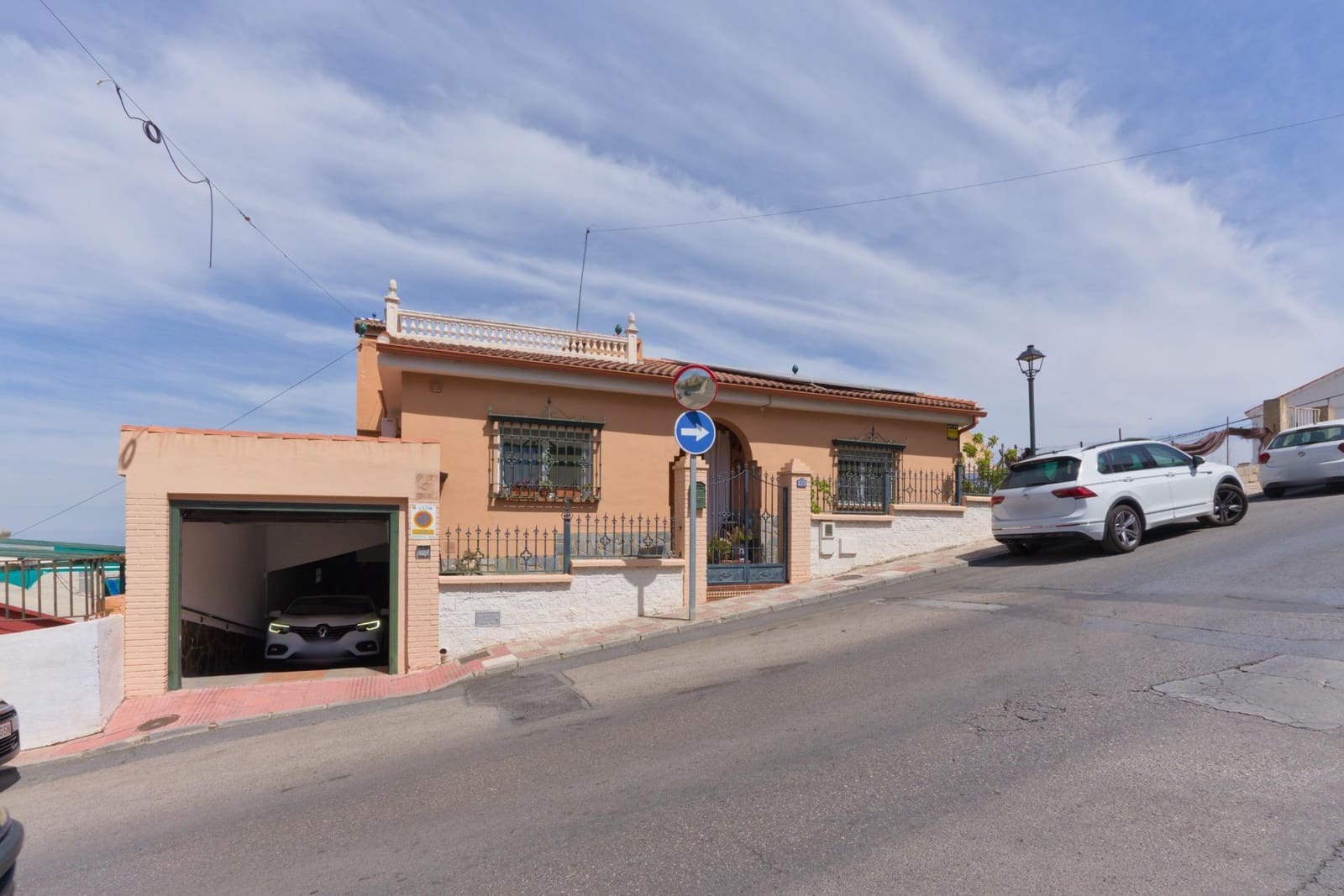3 chambre Villa/Maison à vendre à Cajar avec garage - 359 500 € (Ref: 10171977)
