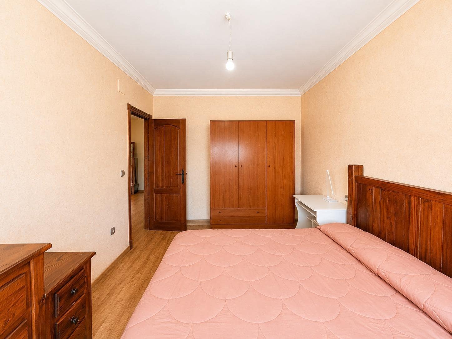 4 soveværelse Byhus til salg i Padul med garage - € 284.000 (Ref: 10171979)