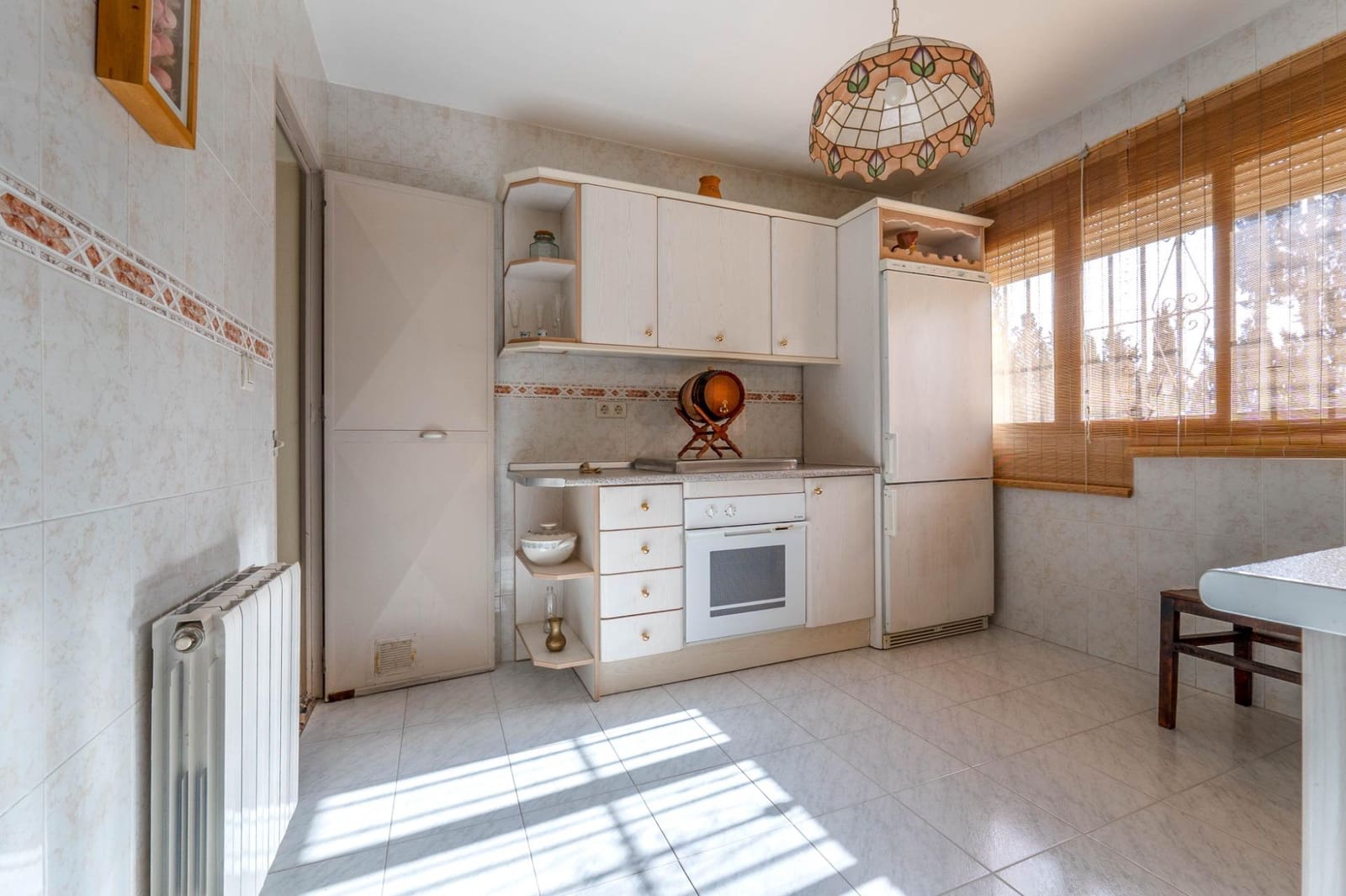 Chalet de 4 habitaciones en Albolote en venta con piscina - 299.000 € (Ref: 10171981)