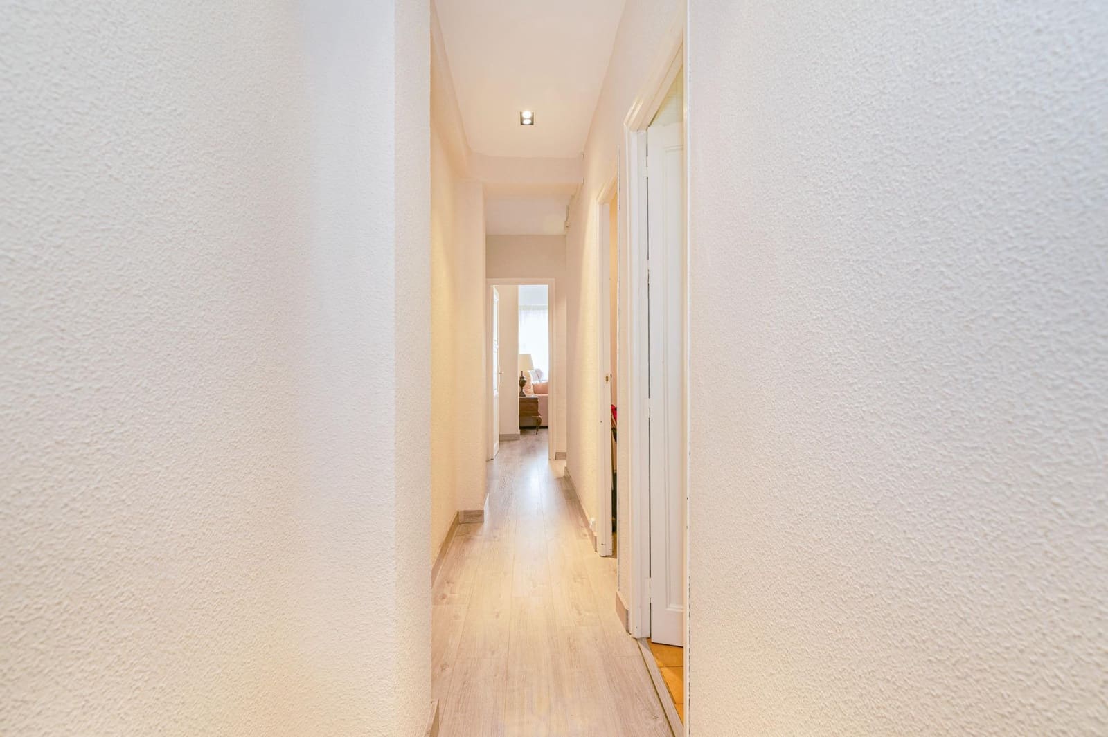 3 sypialnia Mieszkanie na sprzedaż w Miasto Grenada - 240 000 € (Ref: 10171982)