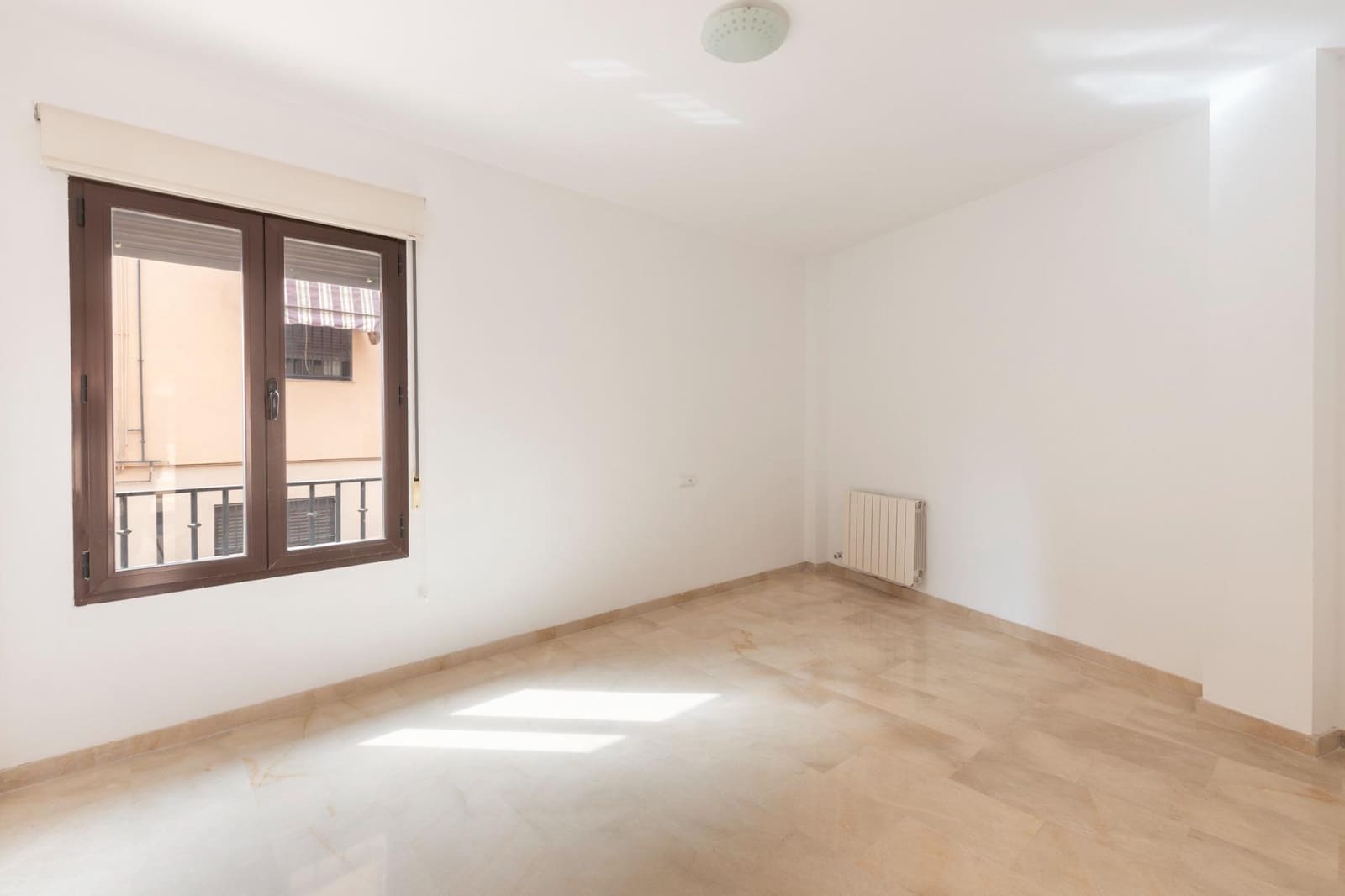 3 slaapkamer Halfvrijstaande villa te koop in Monachil met garage - € 245.000 (Ref: 10171983)