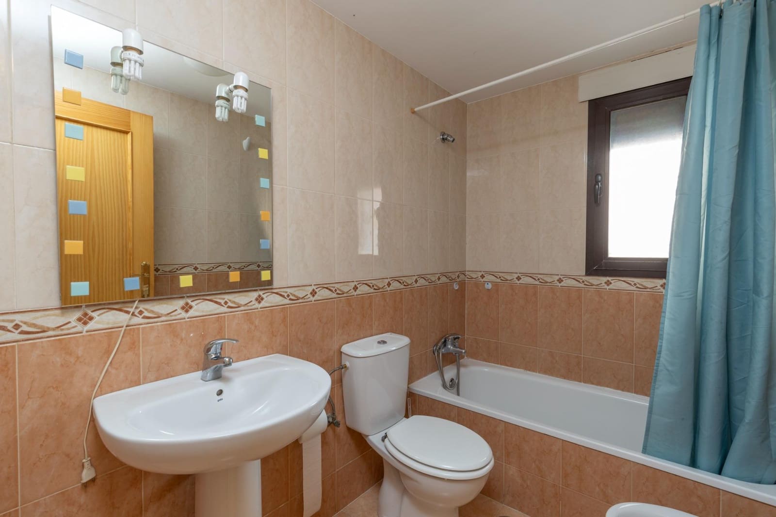 3 slaapkamer Halfvrijstaande villa te koop in Monachil met garage - € 245.000 (Ref: 10171983)