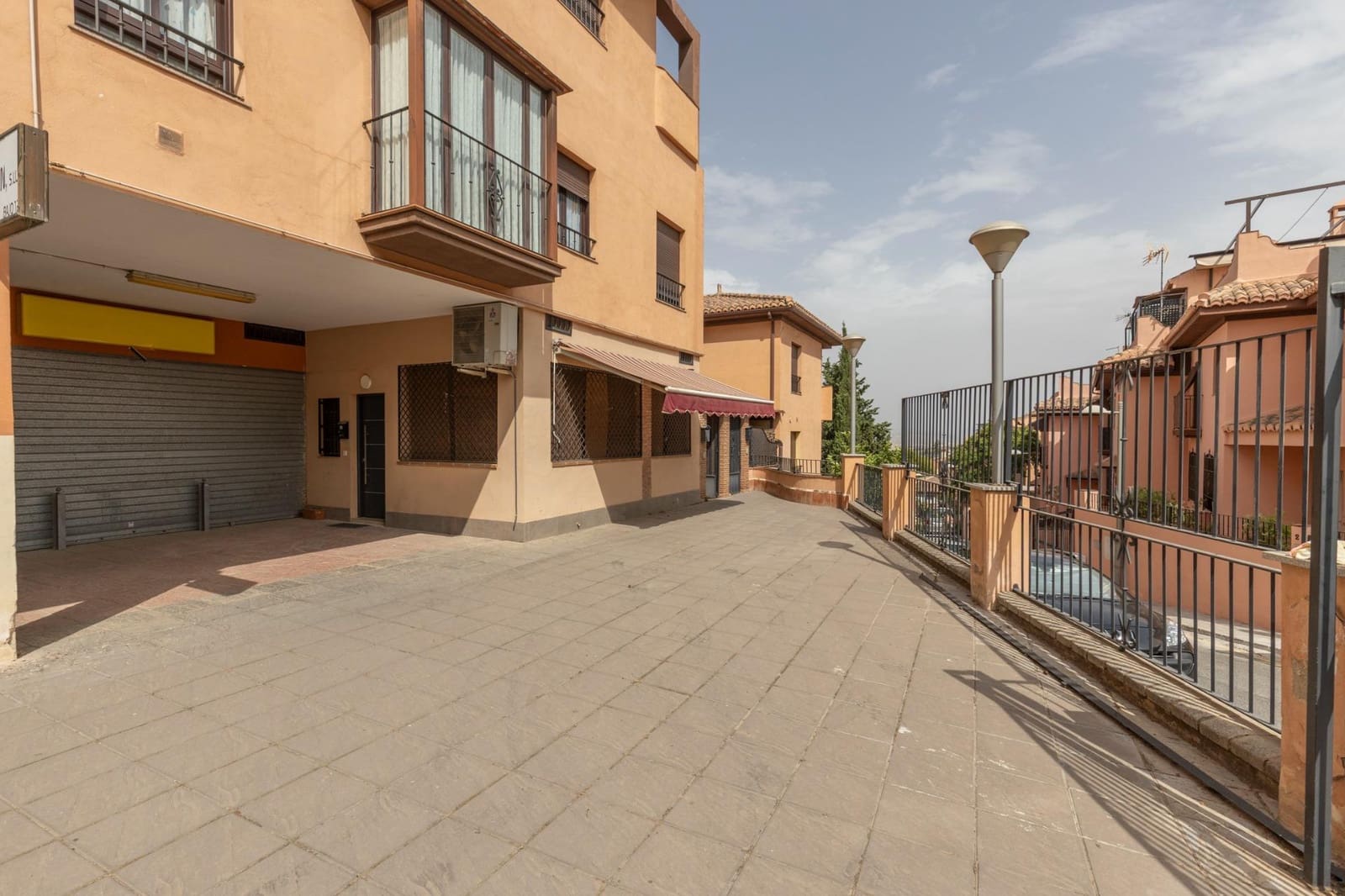 3 slaapkamer Halfvrijstaande villa te koop in Monachil met garage - € 245.000 (Ref: 10171983)