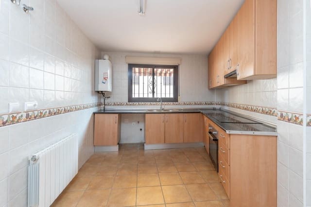 3 sypialnia Dom blizniak na sprzedaż w Monachil z garażem - 245 000 € (Ref: 10171983)