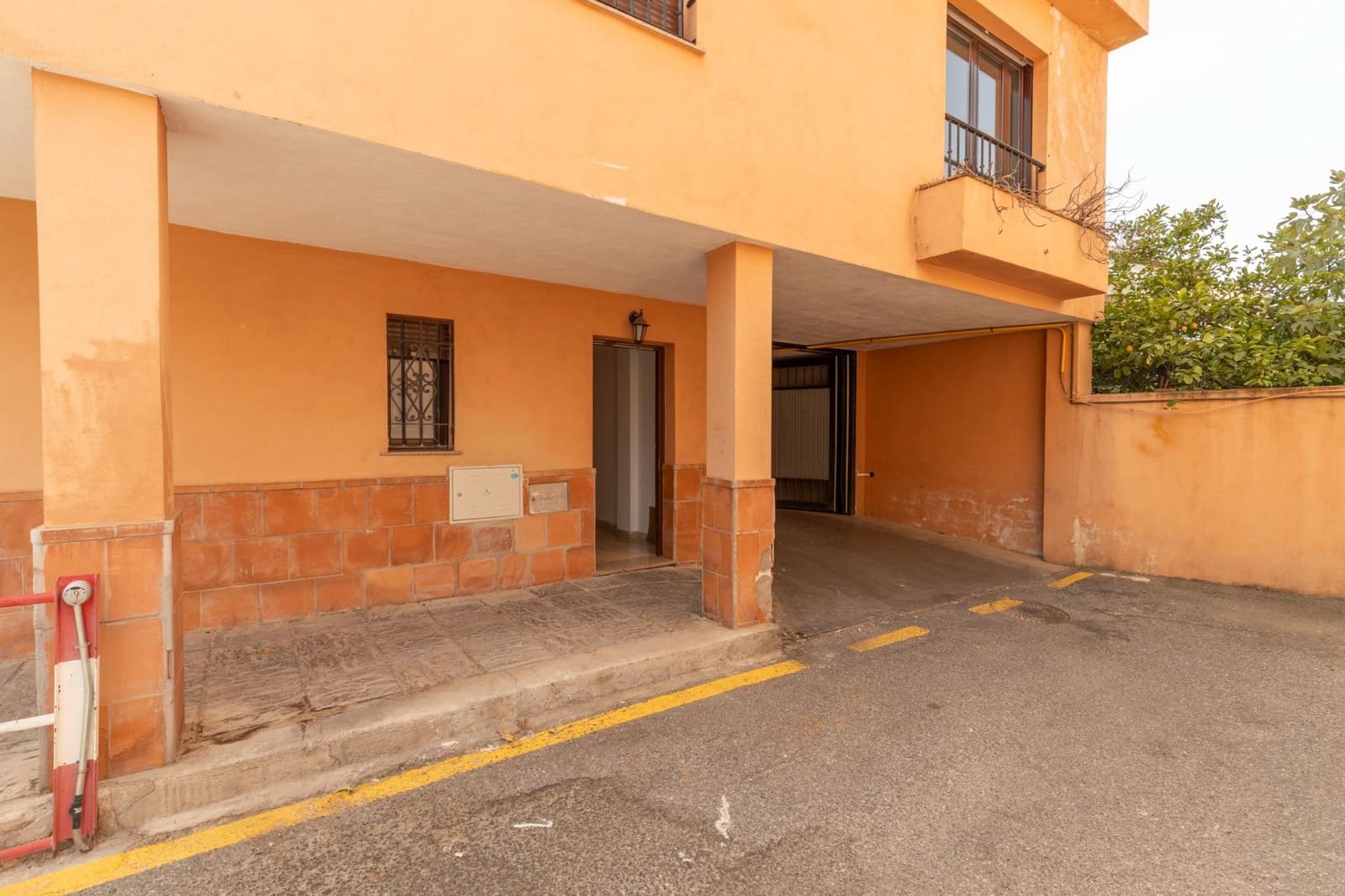 3 slaapkamer Halfvrijstaande villa te koop in Monachil met garage - € 245.000 (Ref: 10171983)