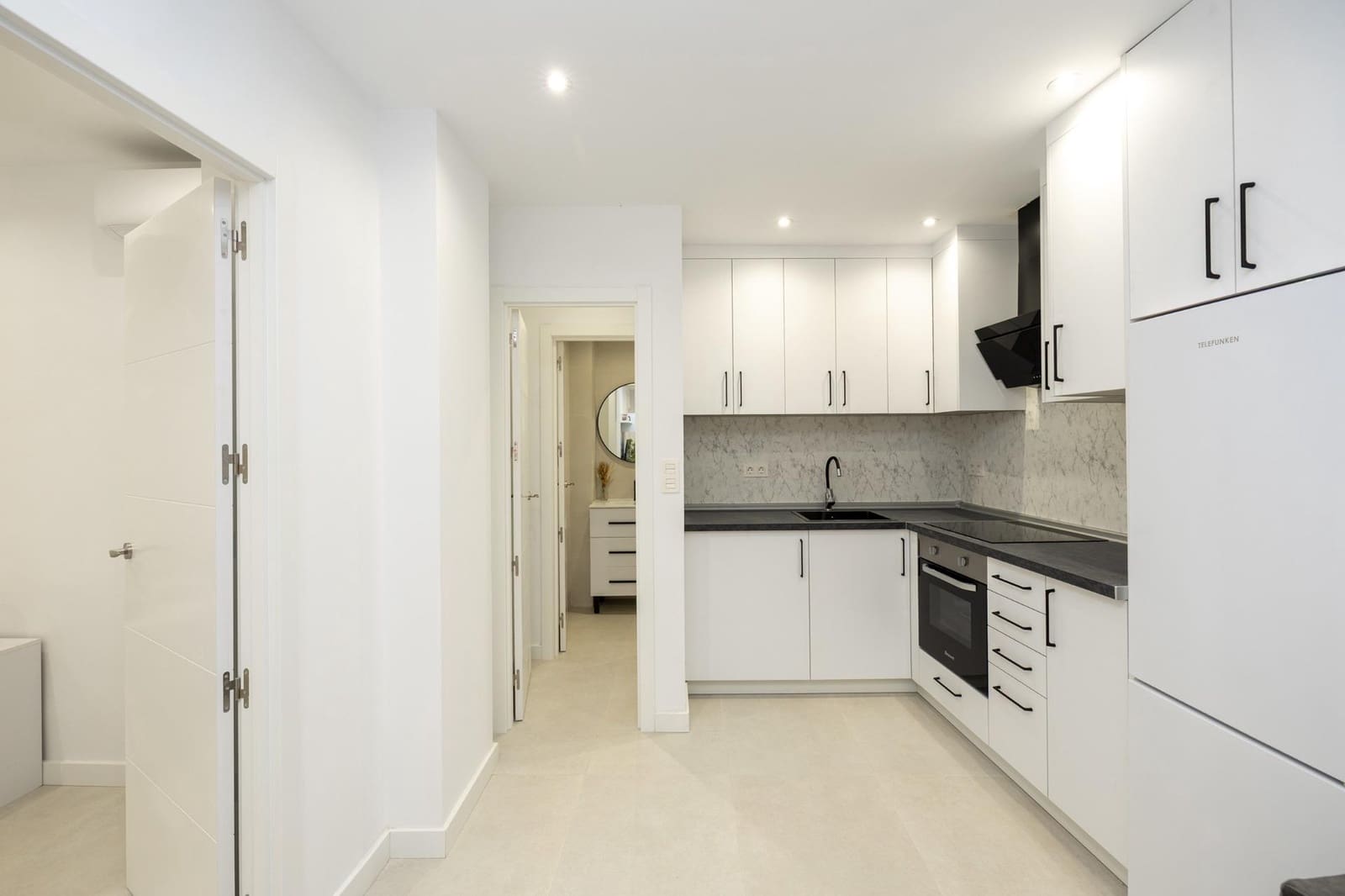 2 soveværelse Lejlighed til salg i Granada by - € 169.500 (Ref: 10171984)