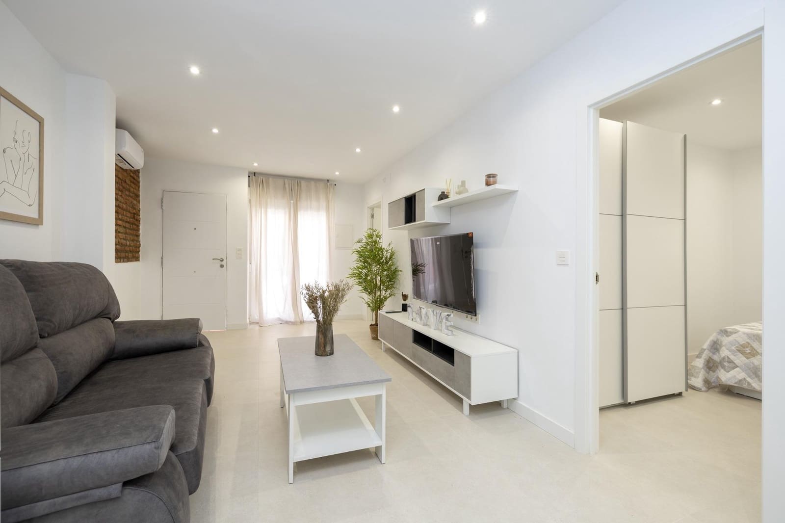 2 soveværelse Lejlighed til salg i Granada by - € 169.500 (Ref: 10171984)
