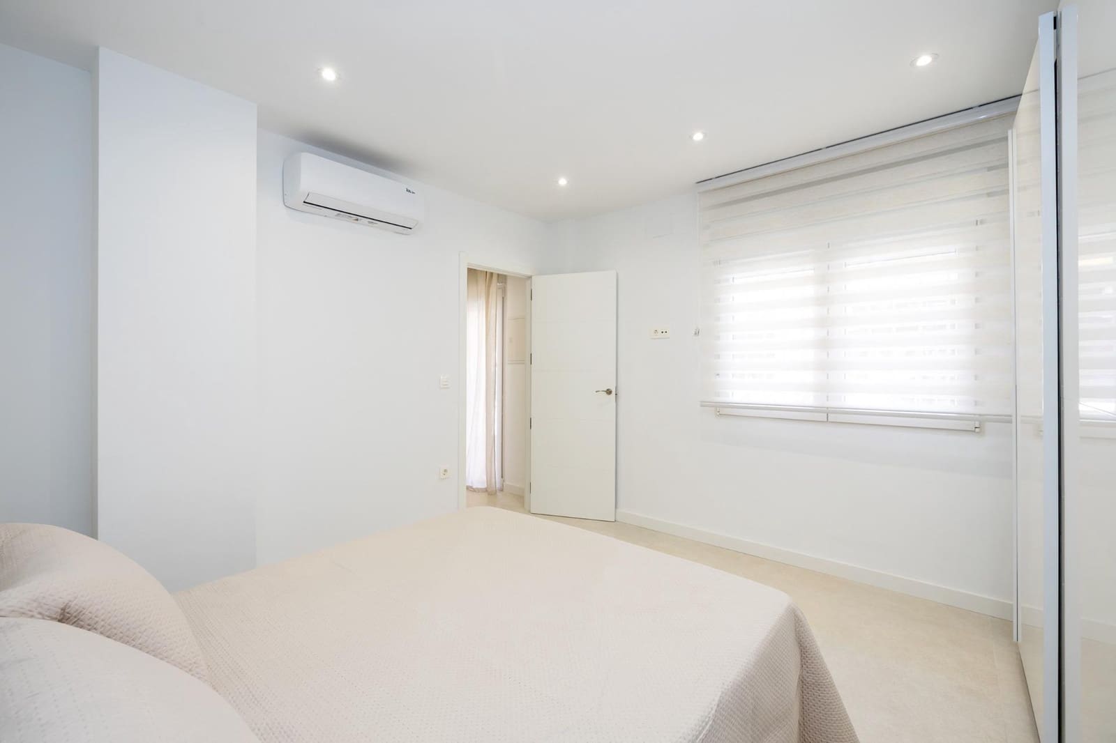 2 soveværelse Lejlighed til salg i Granada by - € 169.500 (Ref: 10171984)
