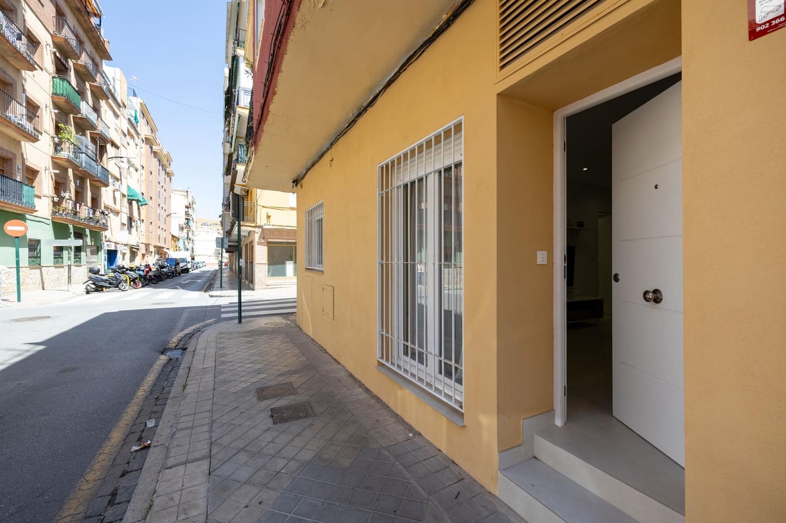 2 soveværelse Lejlighed til salg i Granada by - € 169.500 (Ref: 10171984)