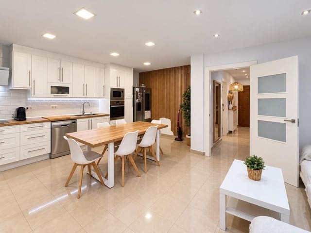 4 bedroom Terraced Villa for sale in Padul with garage - € 265,000 (Ref: 10171985)