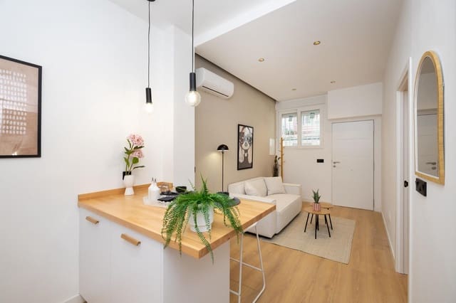 1 slaapkamer Flat te koop in Granada stad - € 124.900 (Ref: 10171987)