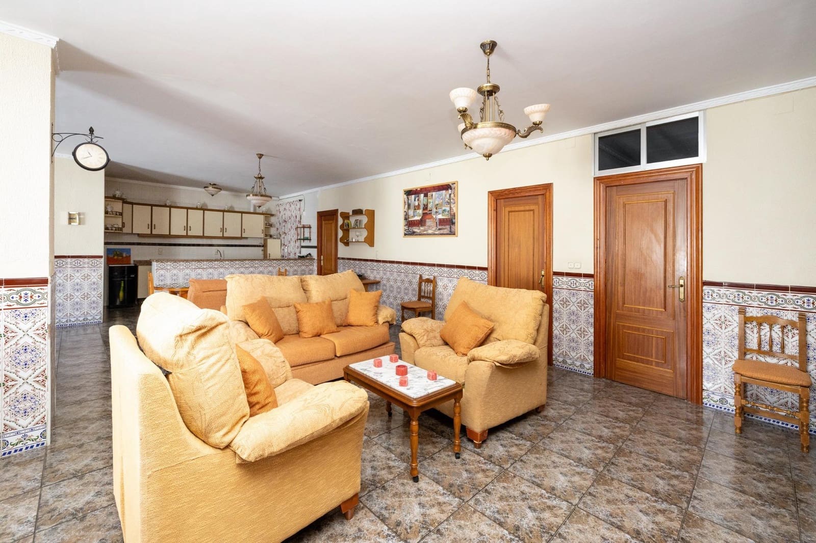 4 sypialnia Dom na sprzedaż w Belicena z garażem - 317 000 € (Ref: 10171988)