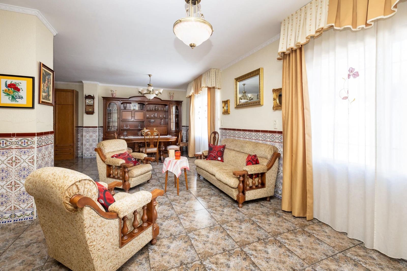 4 sypialnia Dom na sprzedaż w Belicena z garażem - 317 000 € (Ref: 10171988)