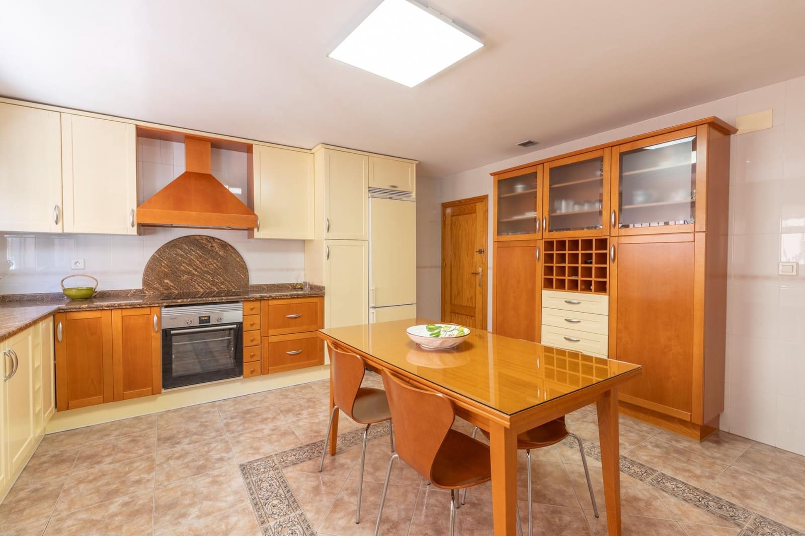Adosado de 3 habitaciones en Granada ciudad en venta con piscina garaje - 354.000 € (Ref: 10171989)