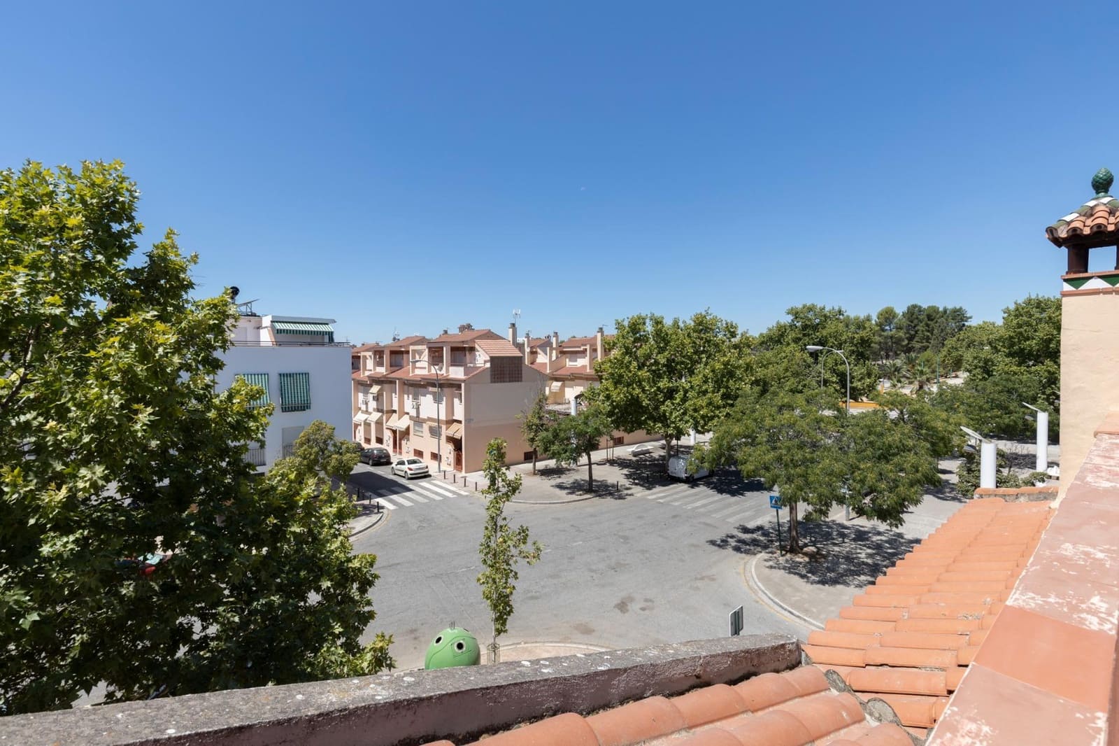 Adosado de 3 habitaciones en Granada ciudad en venta con piscina garaje - 354.000 € (Ref: 10171989)