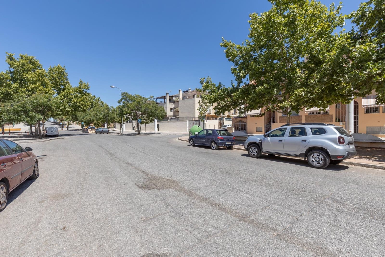Adosado de 3 habitaciones en Granada ciudad en venta con piscina garaje - 354.000 € (Ref: 10171989)
