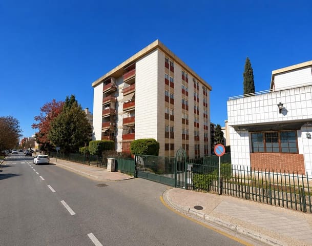 4 sypialnia Mieszkanie na sprzedaż w Zaidin, Miasto Grenada z garażem - 316 000 € (Ref: 10171993)