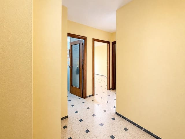4 sypialnia Mieszkanie na sprzedaż w Zaidin, Miasto Grenada z garażem - 316 000 € (Ref: 10171993)