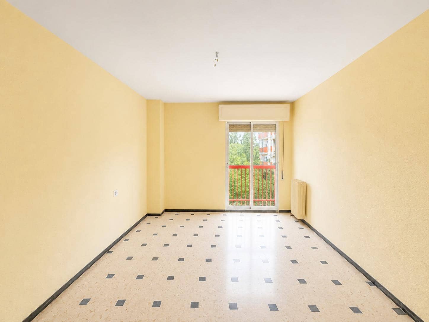 4 sypialnia Mieszkanie na sprzedaż w Miasto Grenada z garażem - 316 000 € (Ref: 10171993)