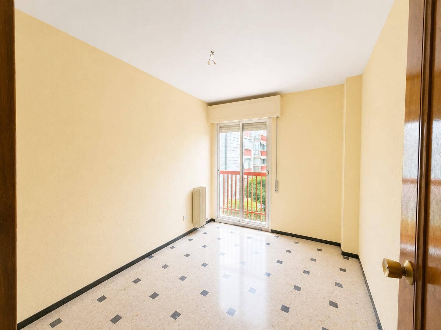 4 sypialnia Mieszkanie na sprzedaż w Miasto Grenada z garażem - 316 000 € (Ref: 10171993)