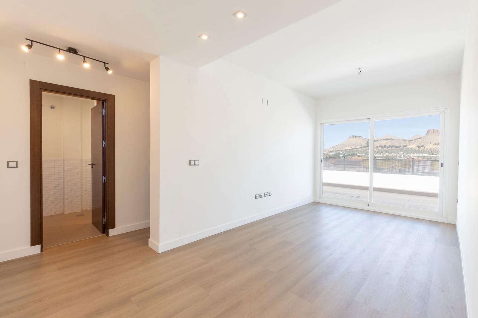 1 bedroom Penthouse for sale in Albolote with garage - € 175,000 (Ref: 10171994)