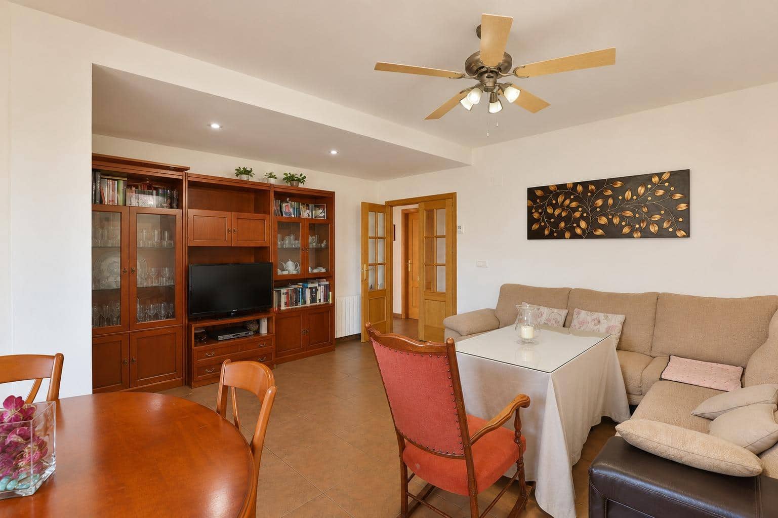 4 bedroom Villa for sale in Padul with pool garage - € 311,000 (Ref: 10171995)
