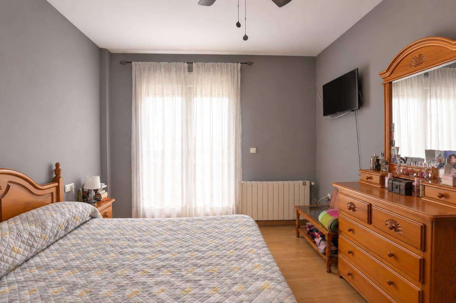 4 bedroom Villa for sale in Padul with pool garage - € 311,000 (Ref: 10171995)
