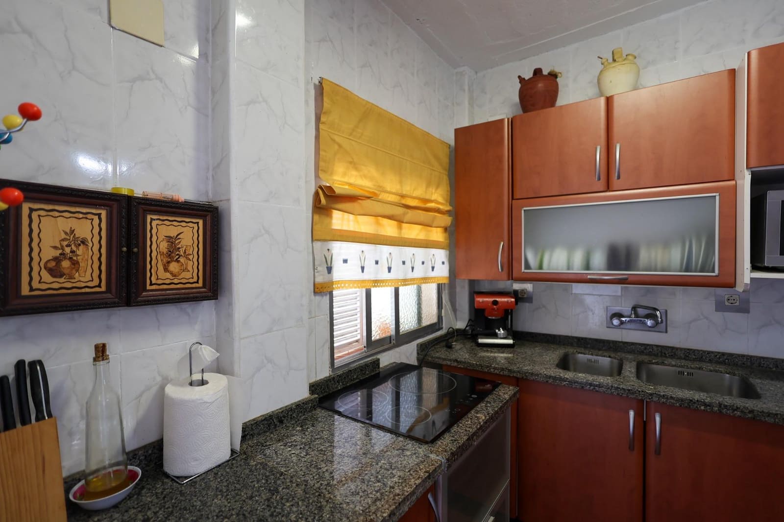 4 slaapkamer Finca/Landhuis te koop in Cogollos Vega met zwembad - € 180.000 (Ref: 10171996)
