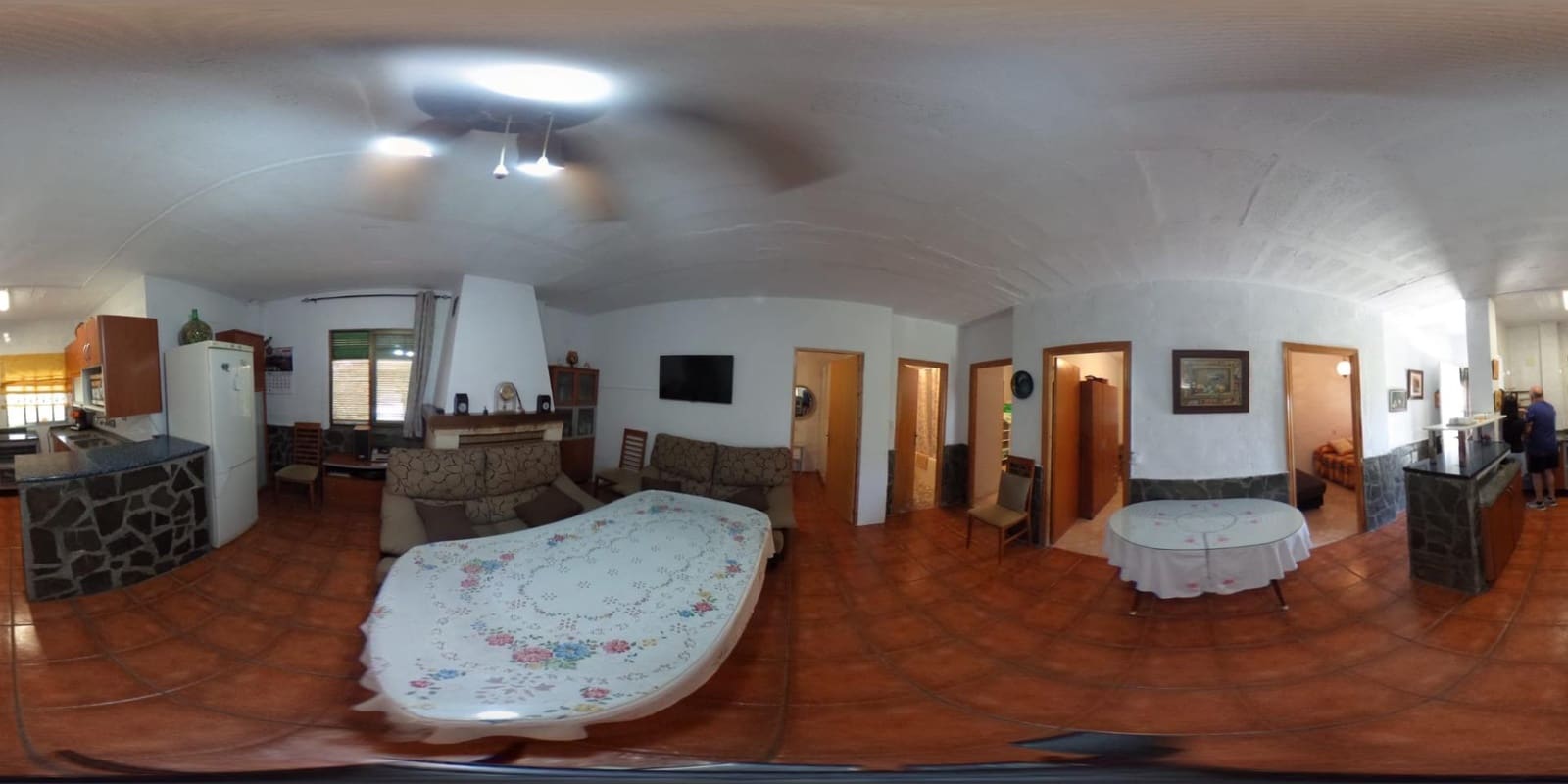 4 slaapkamer Finca/Landhuis te koop in Cogollos Vega met zwembad - € 180.000 (Ref: 10171996)
