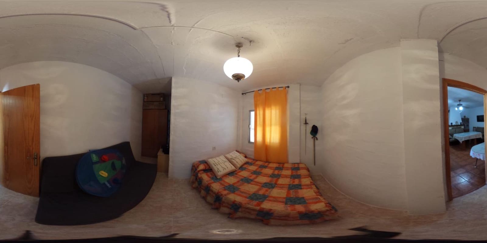 4 slaapkamer Finca/Landhuis te koop in Cogollos Vega met zwembad - € 180.000 (Ref: 10171996)