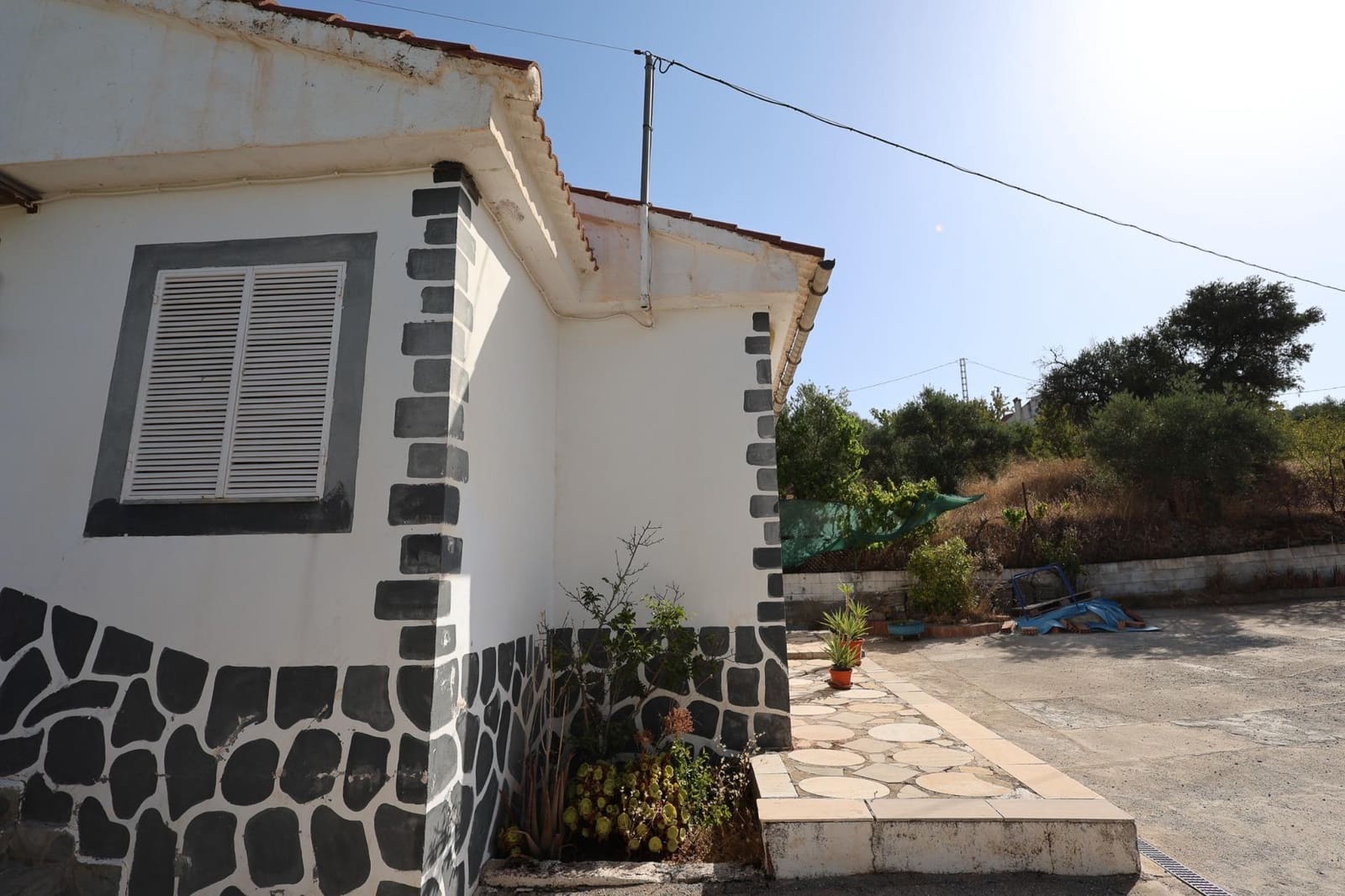 4 slaapkamer Finca/Landhuis te koop in Cogollos Vega met zwembad - € 180.000 (Ref: 10171996)