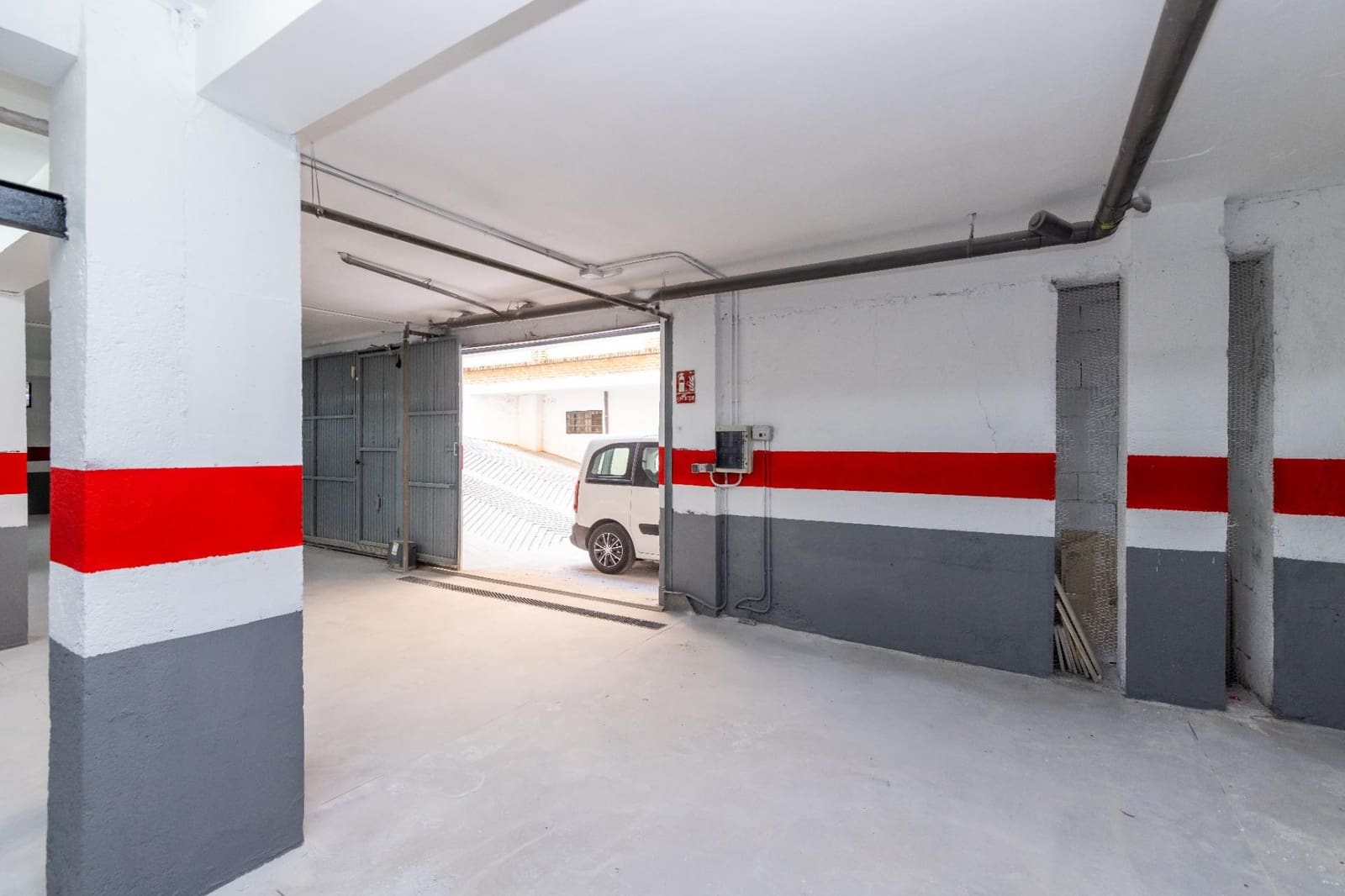 3 sovrum Lägenhet att hyra i Granada stad med garage - 1 275 € (Ref: 10171997)