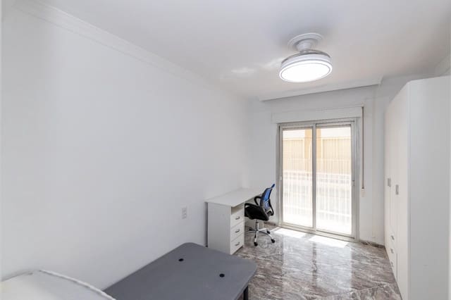 3 sovrum Lägenhet att hyra i San Matías - Realejo, Granada stad med garage - 1 275 € (Ref: 10171997)