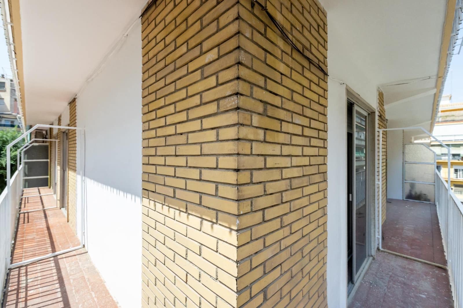 3 sovrum Lägenhet att hyra i Granada stad med garage - 1 275 € (Ref: 10171997)