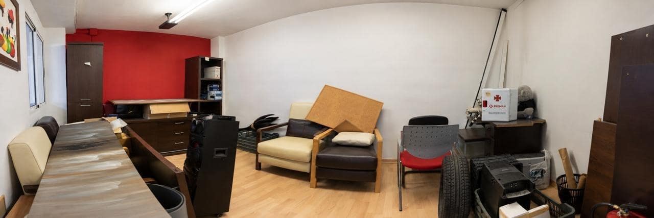 Kommersiell till salu i La Zubia - 275 000 € (Ref: 10171998)
