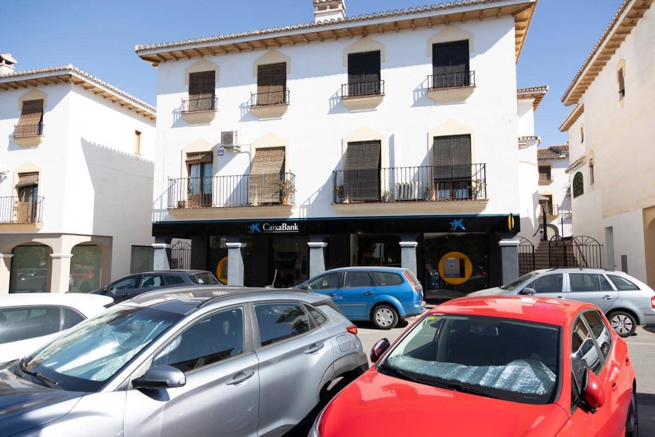 Kommersiell till salu i La Zubia - 275 000 € (Ref: 10171998)