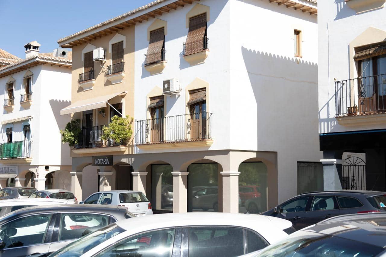 Kommersiell till salu i La Zubia - 275 000 € (Ref: 10171998)