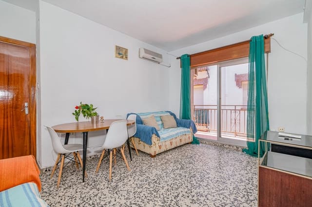 4 Zimmer Wohnung zu verkaufen in Granada Stadt - 267.000 € (Ref: 10172000)