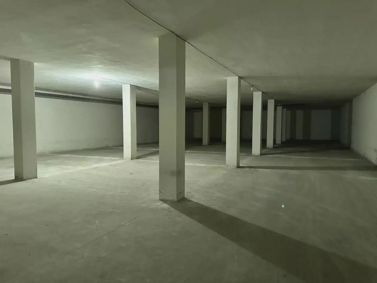 Commercieel te huur in Chauchina - € 300 (Ref: 10165263)