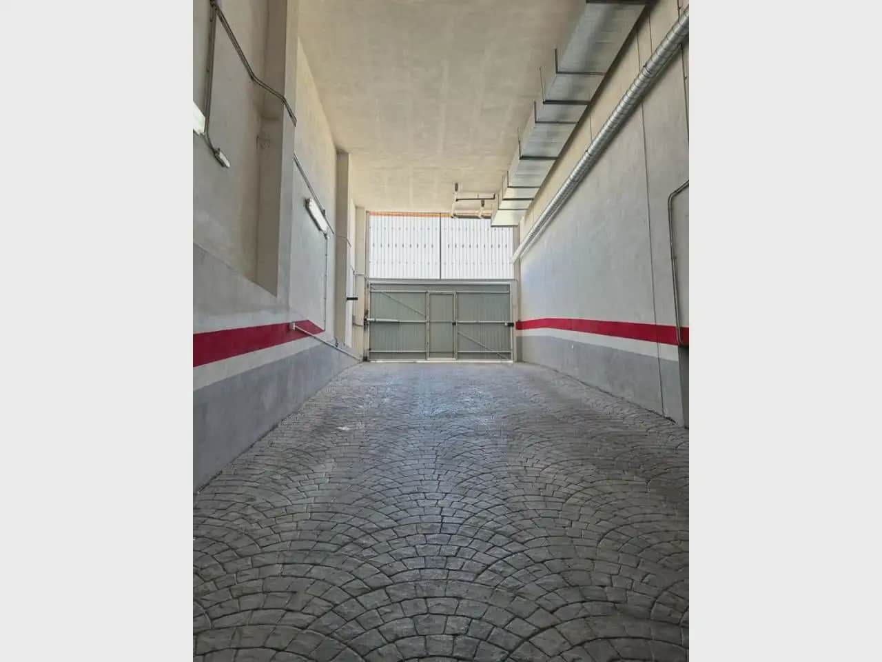 Commercieel te huur in Chauchina - € 300 (Ref: 10165263)