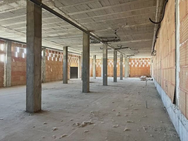 Commercieel te huur in Chauchina - € 300 (Ref: 10165263)