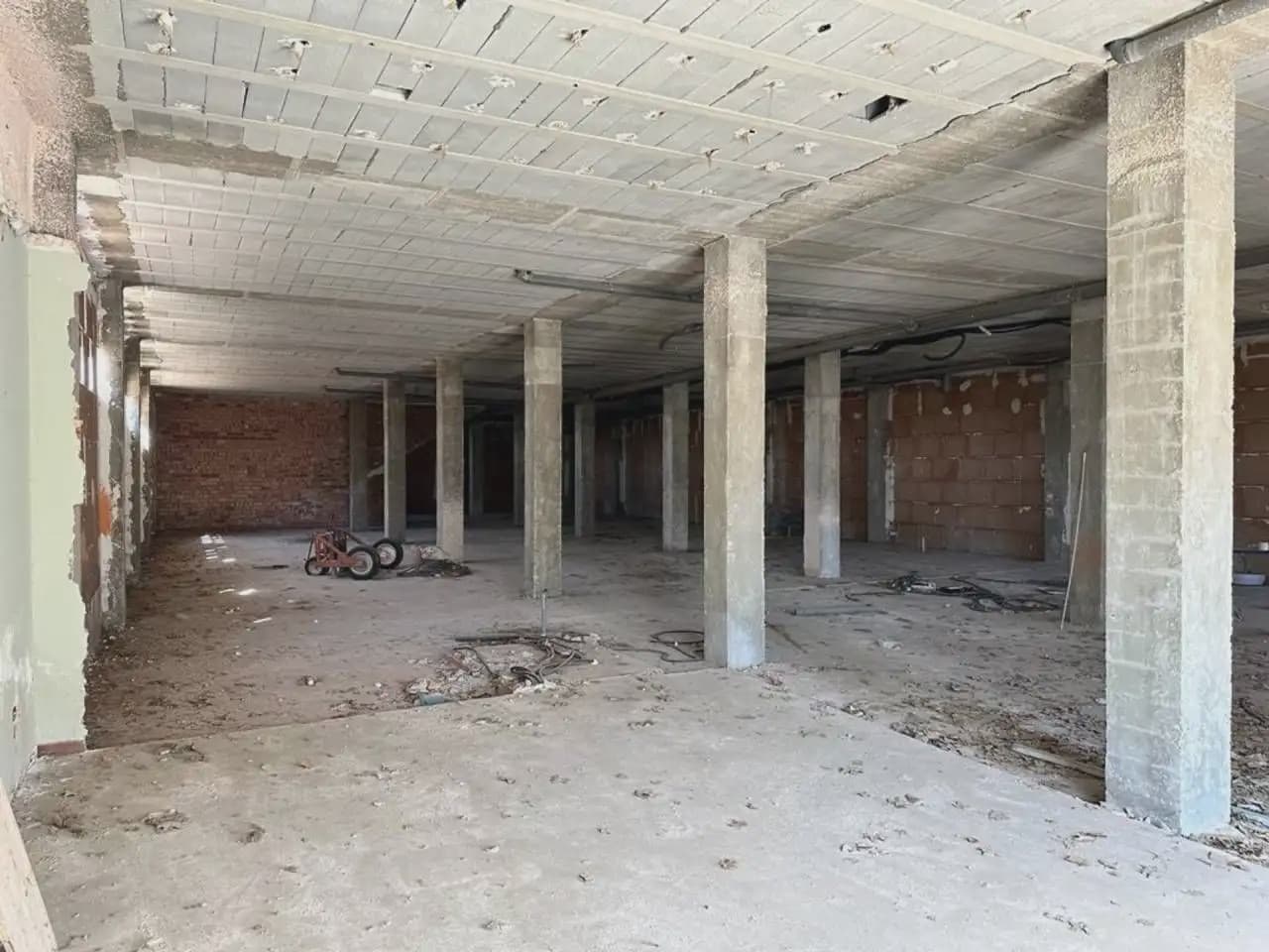 Commercieel te huur in Chauchina - € 300 (Ref: 10165263)
