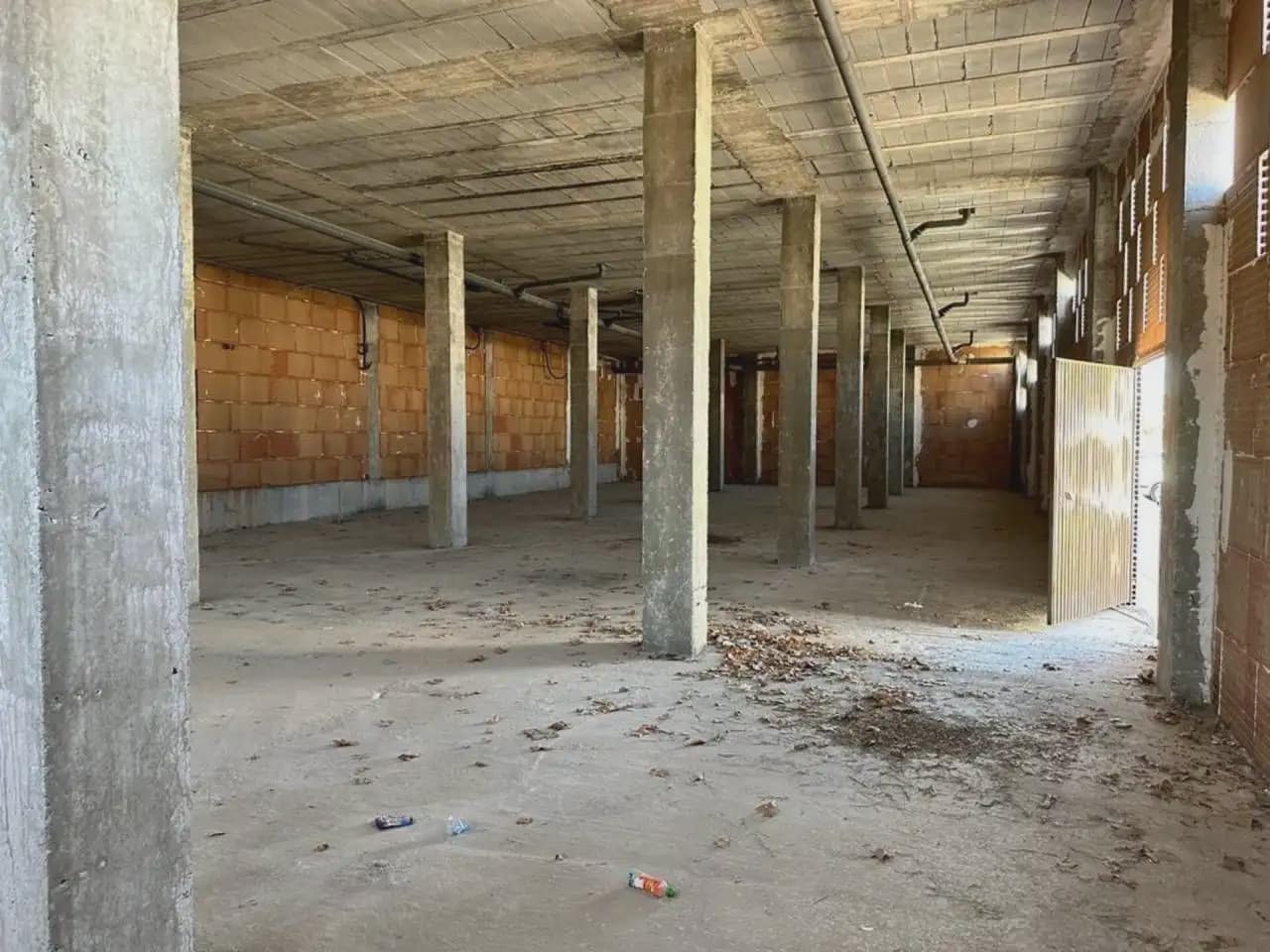 Commercieel te huur in Chauchina - € 300 (Ref: 10165263)