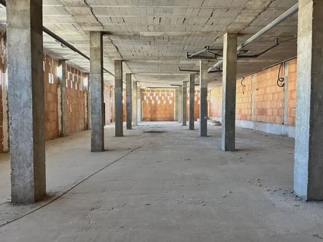 Commercial for sale in Chauchina - € 508,050 (Ref: 10165267)