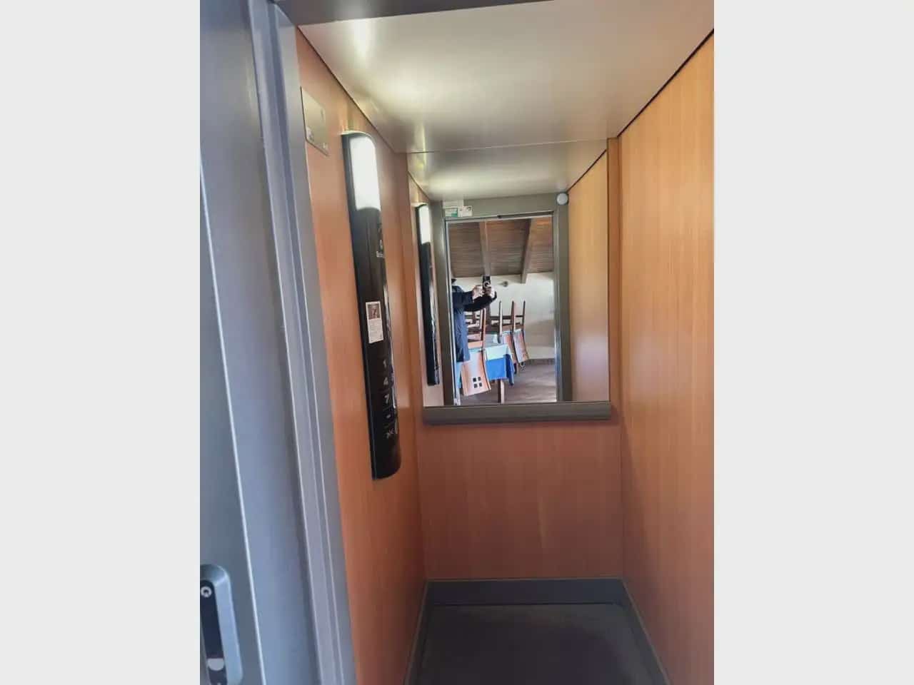 9 soveværelse Hotel til salg i Gorafe - € 399.000 (Ref: 10165274)