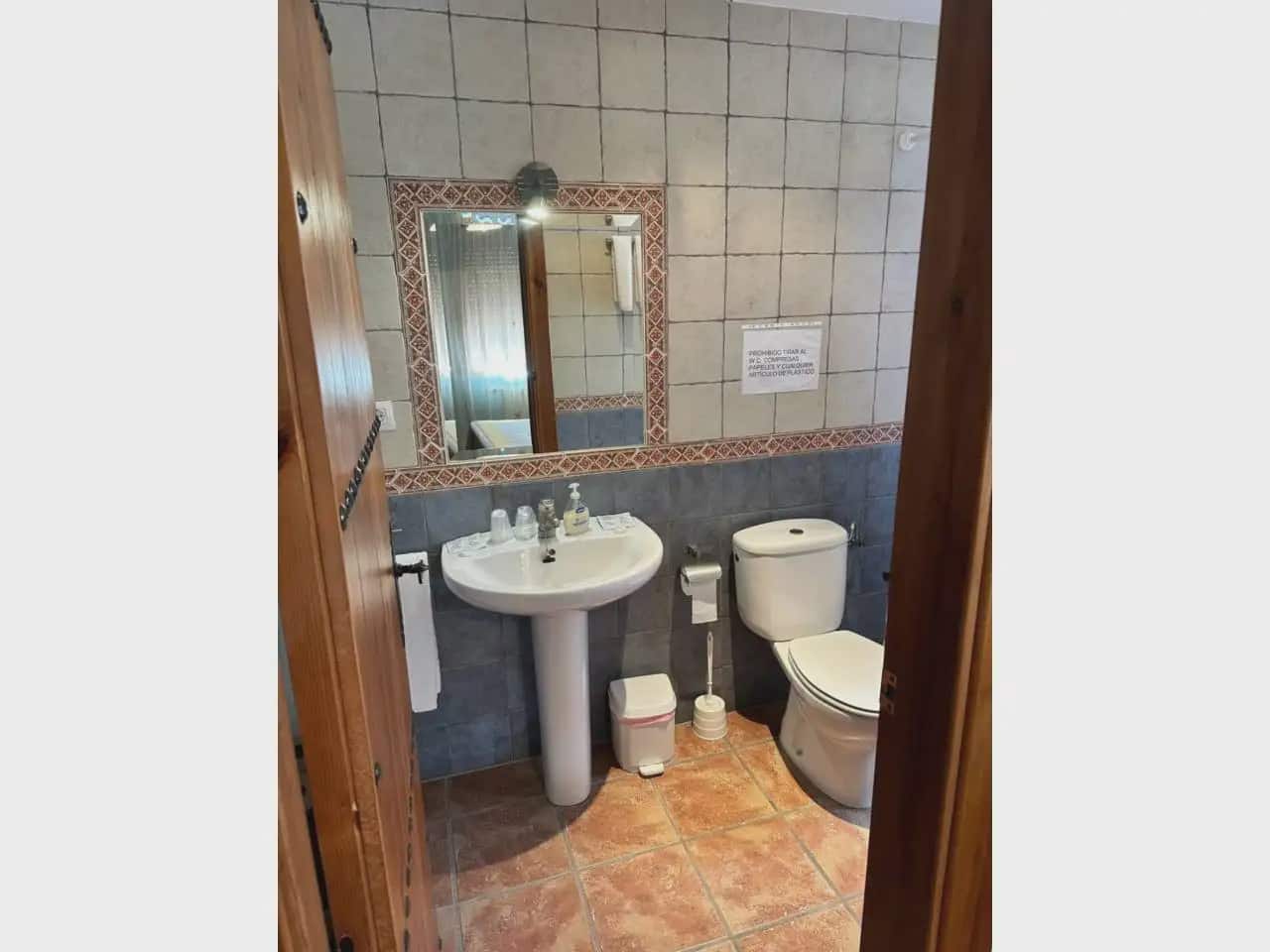 9 soveværelse Hotel til salg i Gorafe - € 399.000 (Ref: 10165274)