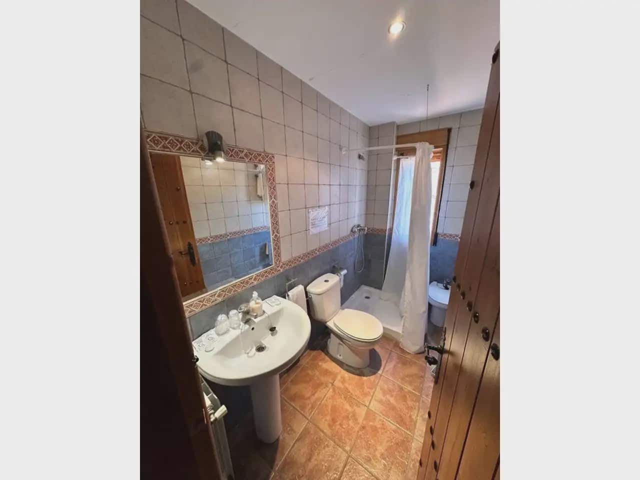 9 soveværelse Hotel til salg i Gorafe - € 399.000 (Ref: 10165274)