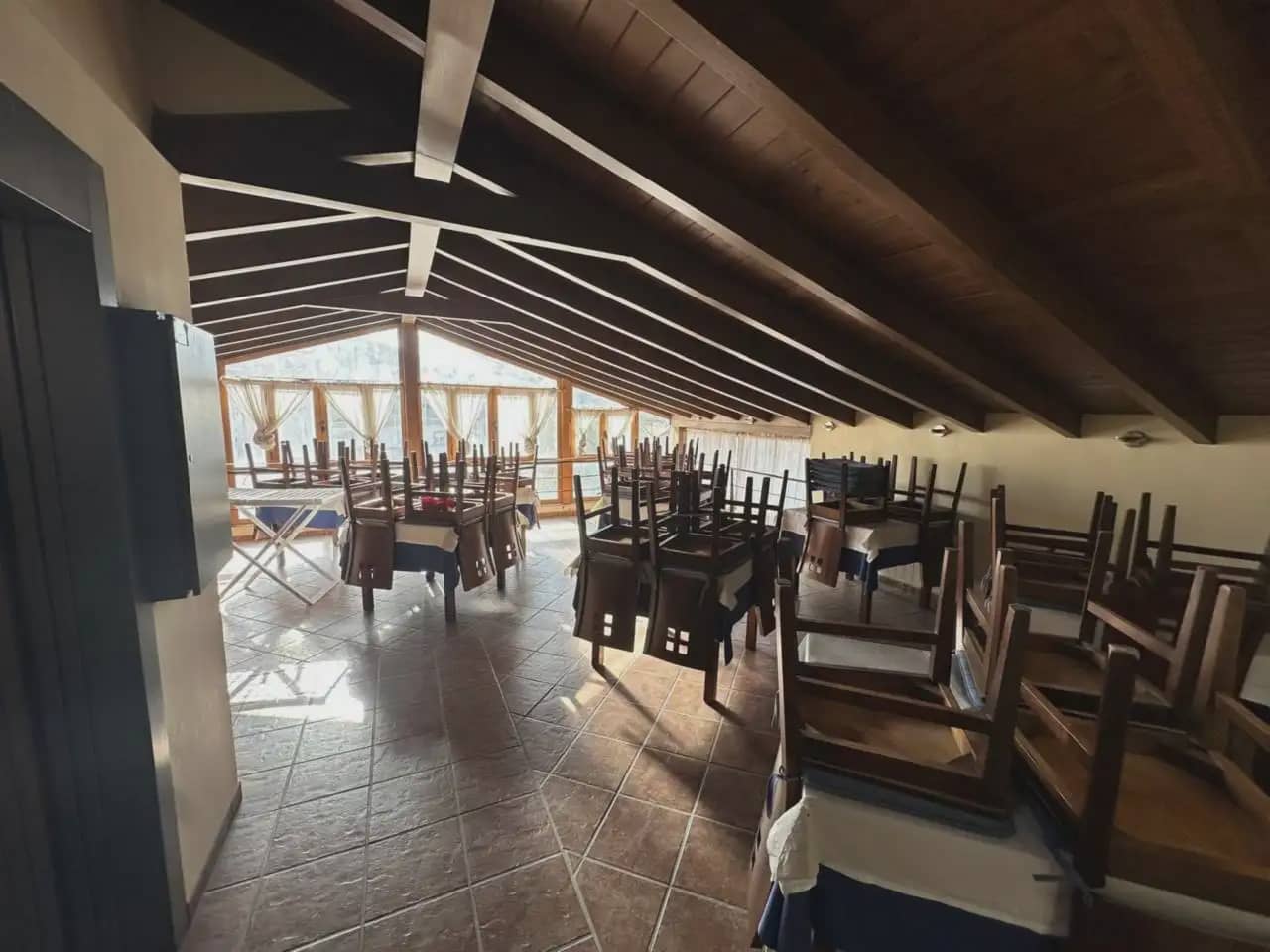9 soveværelse Hotel til salg i Gorafe - € 399.000 (Ref: 10165274)