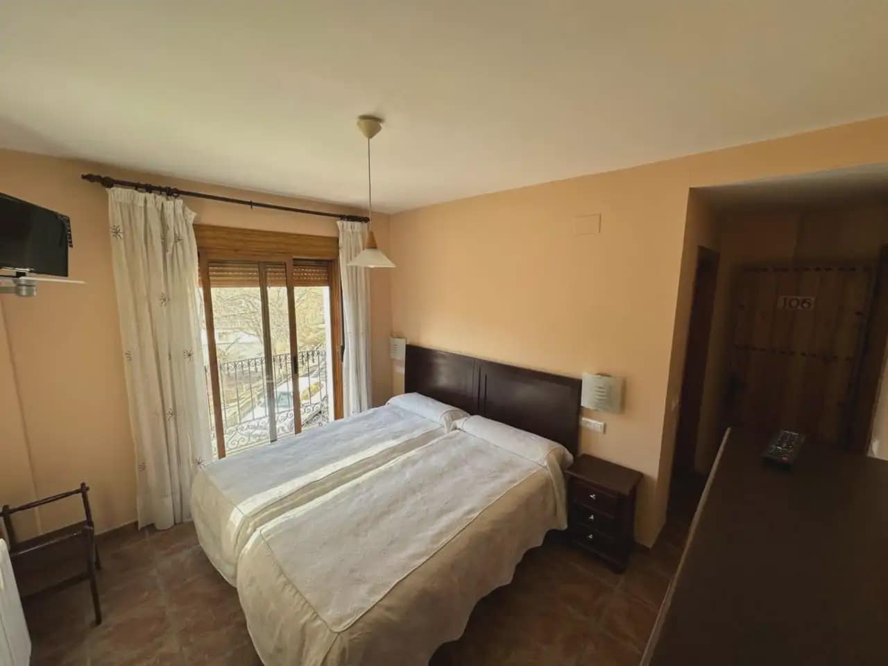 9 soveværelse Hotel til salg i Gorafe - € 399.000 (Ref: 10165274)